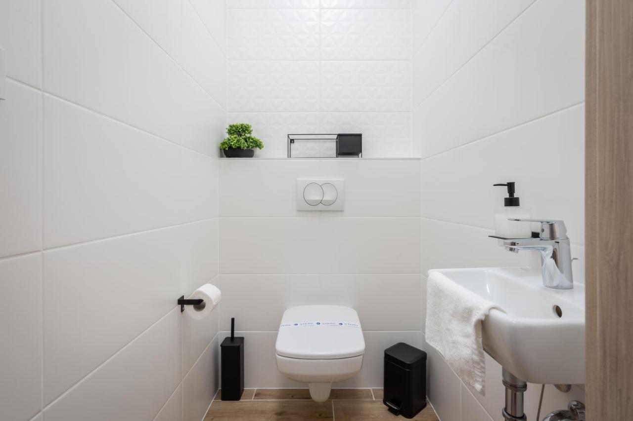 Westside River Apartment بودابست المظهر الخارجي الصورة